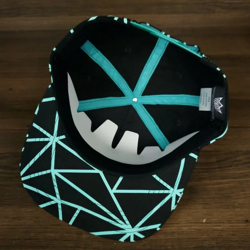 Reflective Black Teal Geo Print Snapback Hat Flash Reactive Triangles Cap NWT‎